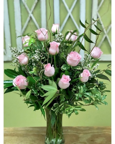Light Pink Dozen Roses
